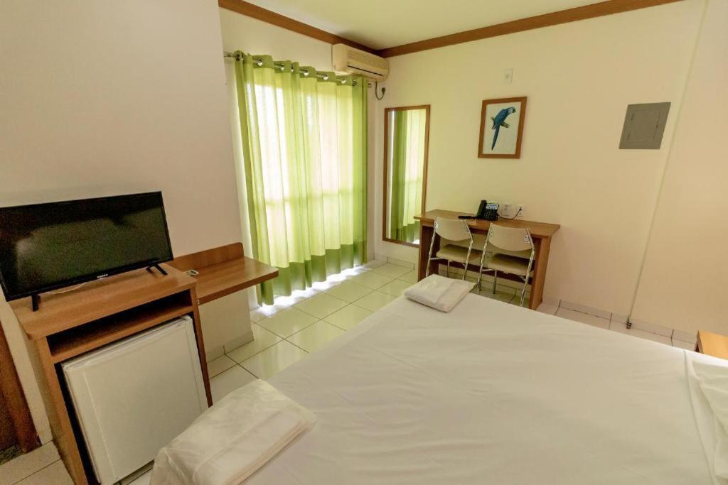 Golden Dolphin Grand Hotel - Suite Pool Caldas Novas Exterior photo