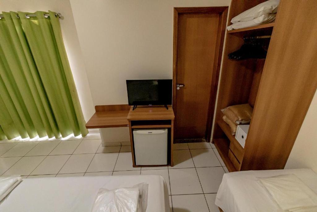 Golden Dolphin Grand Hotel - Suite Pool Caldas Novas Exterior photo