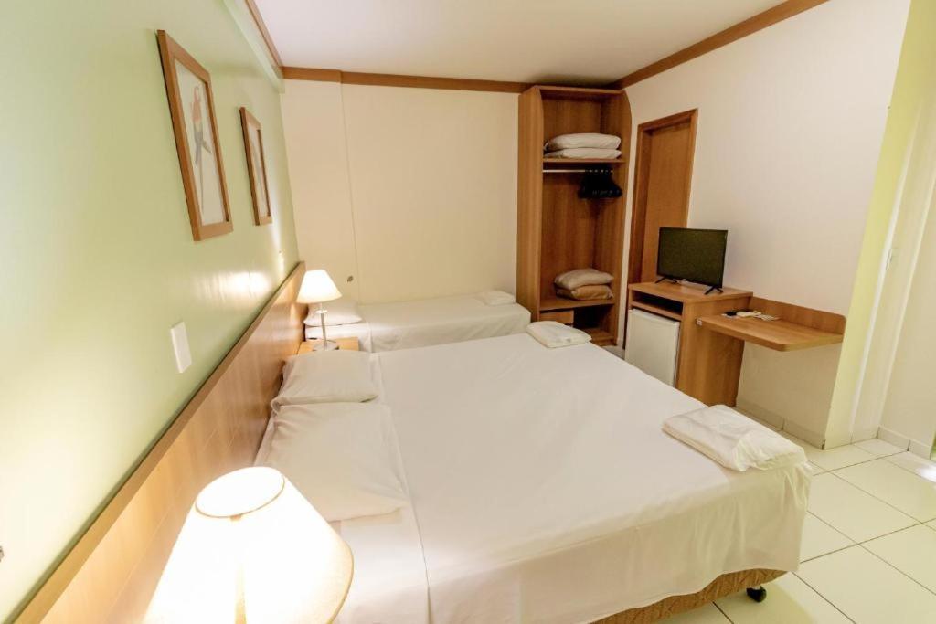 Golden Dolphin Grand Hotel - Suite Pool Caldas Novas Exterior photo